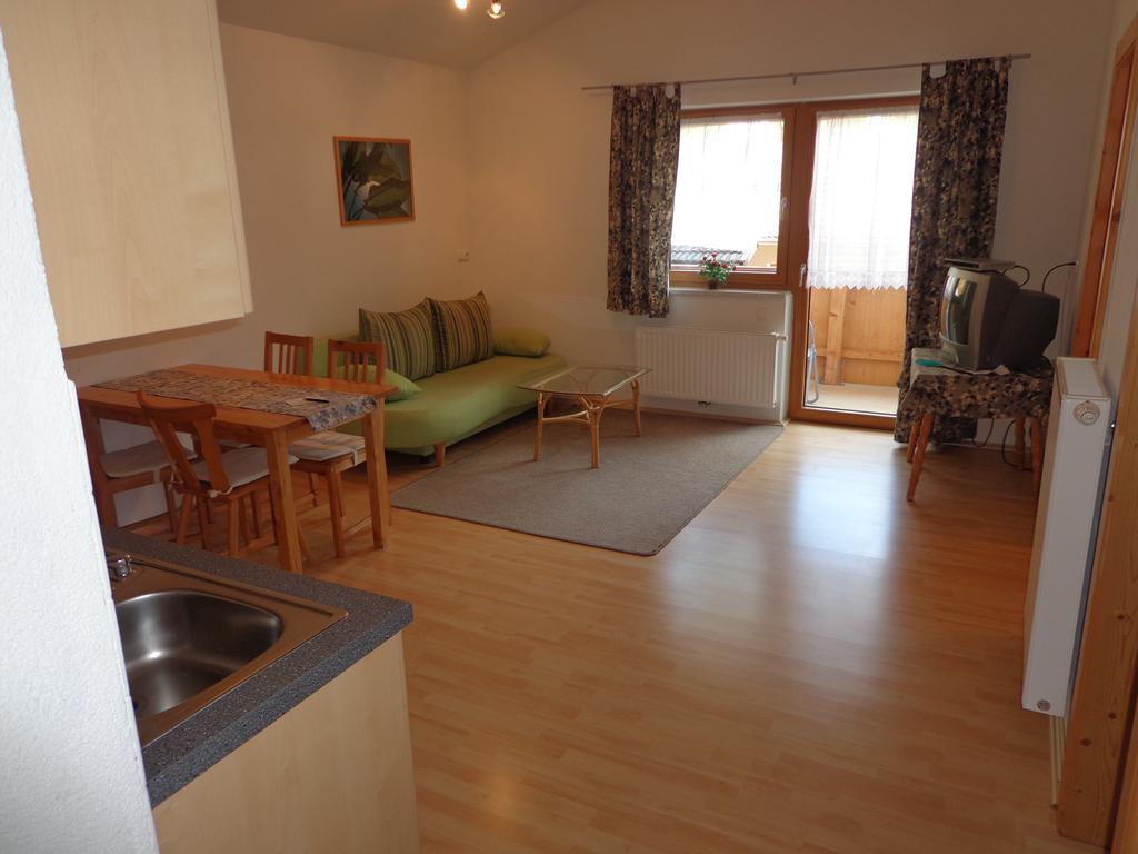 Sterzingerhof Appartement Neustift im Stubaital Kamer foto